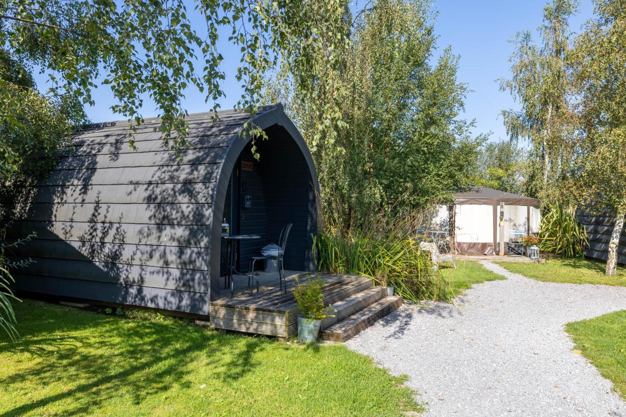 The Little Hide - Adult Only Camping Pods Wigginton  エクステリア 写真
