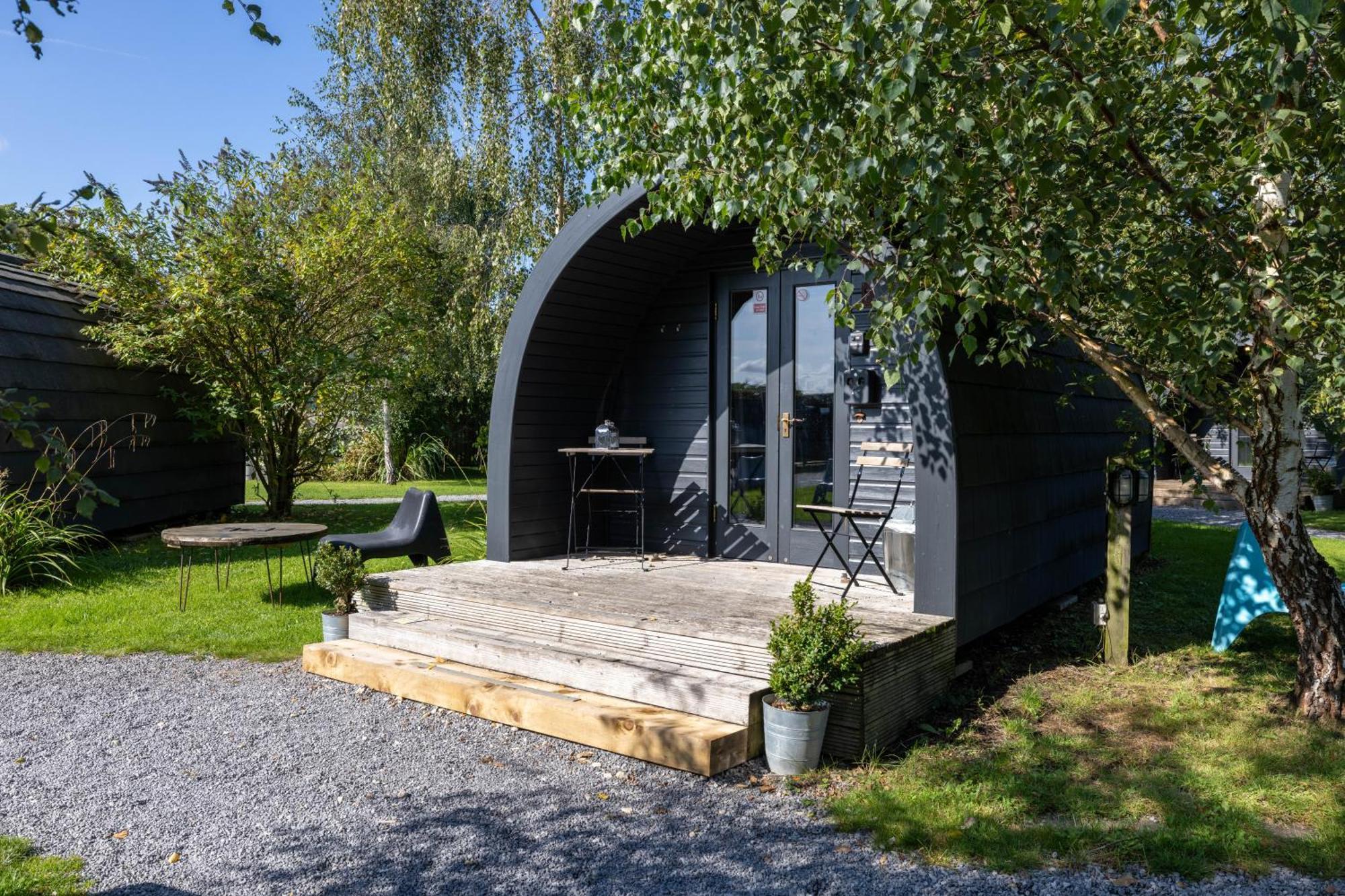 The Little Hide - Adult Only Camping Pods Wigginton  エクステリア 写真