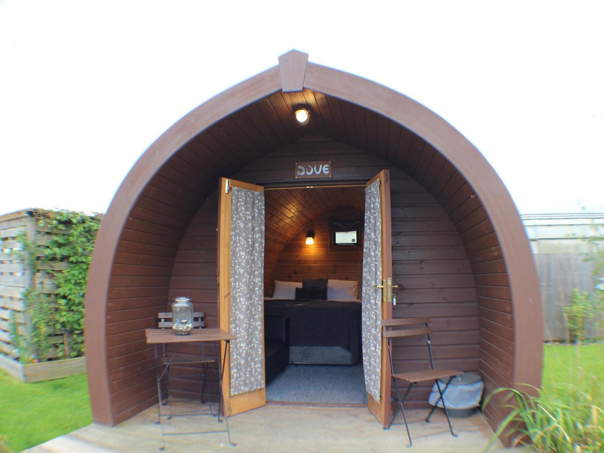 The Little Hide - Adult Only Camping Pods Wigginton  エクステリア 写真