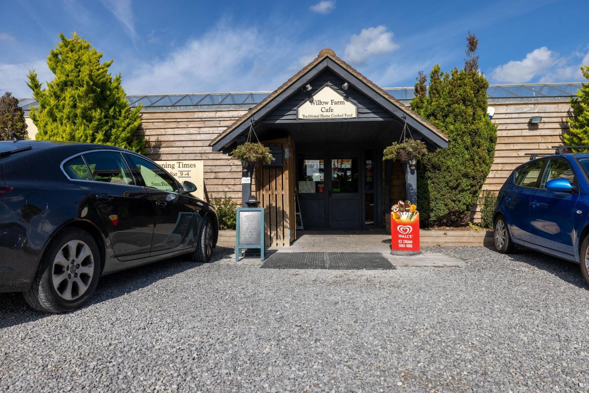 The Little Hide - Adult Only Camping Pods Wigginton  エクステリア 写真
